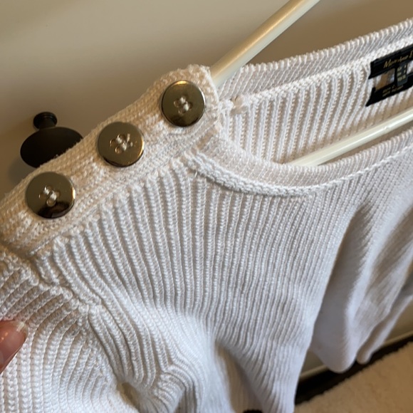 White long sleeve knit sweater - Picture 2 of 4